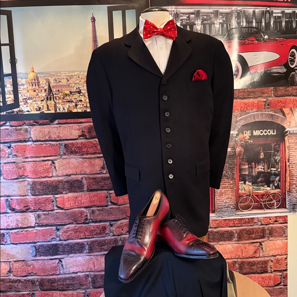 Customique Black Tailored Jacket - Picture 4 of 17